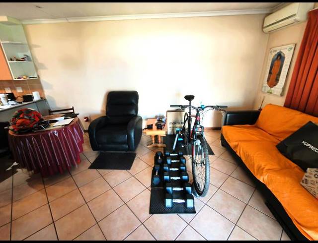 3 BEDROOM HOUSE FOR SALE IN ECO PARK ESTATE